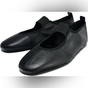 Black Women's Flats & Loafers